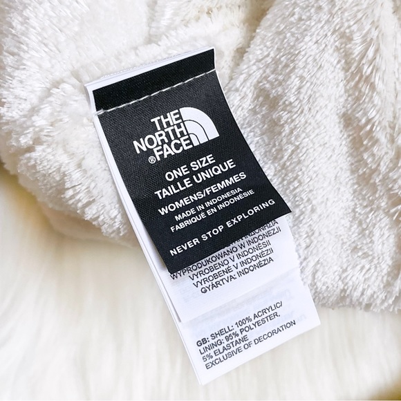 The North Face Women’s Purrl Stitch Earflap Beanie - Picture 5 of 7